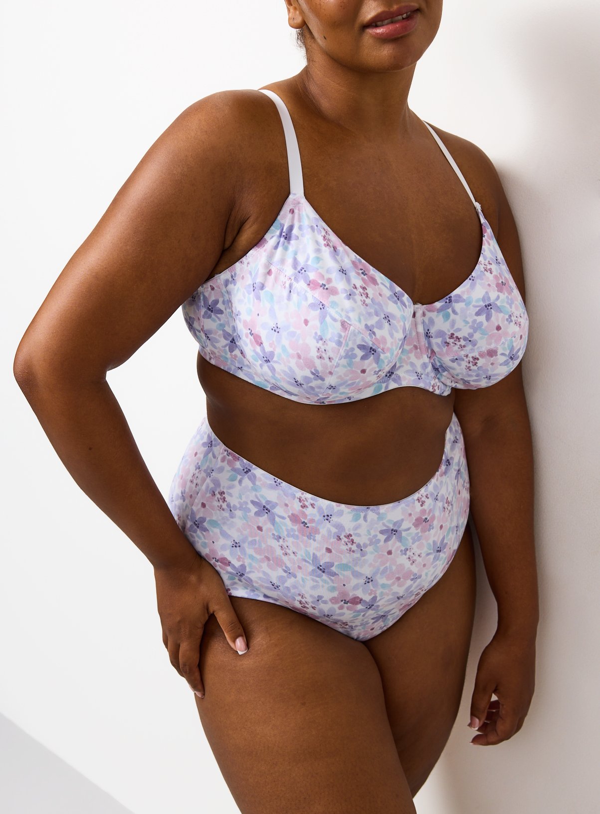 DD+ Plain & Floral Print Full Cup Underwired Bras 3 Pack 42GG - Image 2 thumbnail